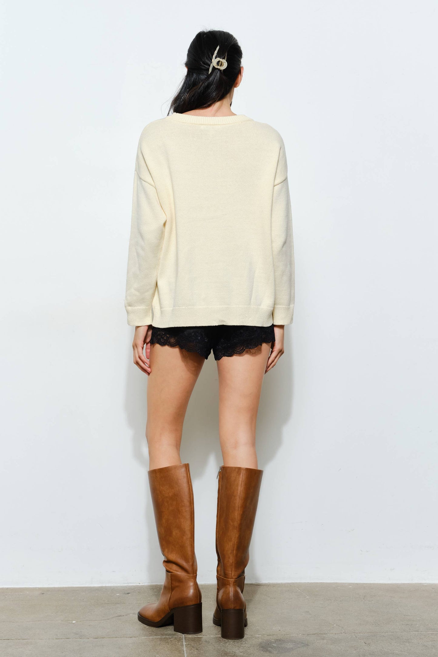 SORA MARTINI BEAD SWEATER - Butter Cream