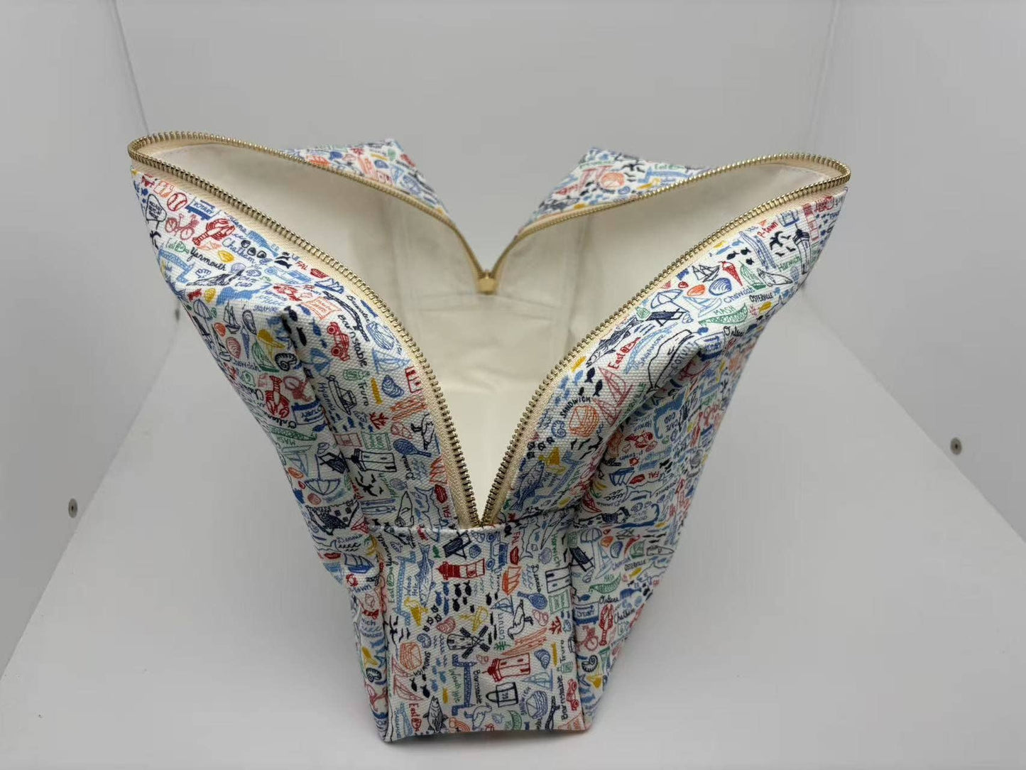 Joy Street Cape Cod Large Pouch