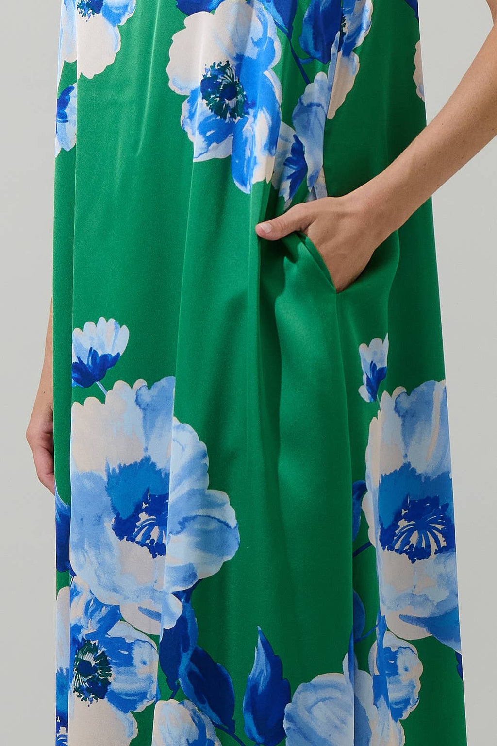 Glena Floral Pleated Maxi Dress
