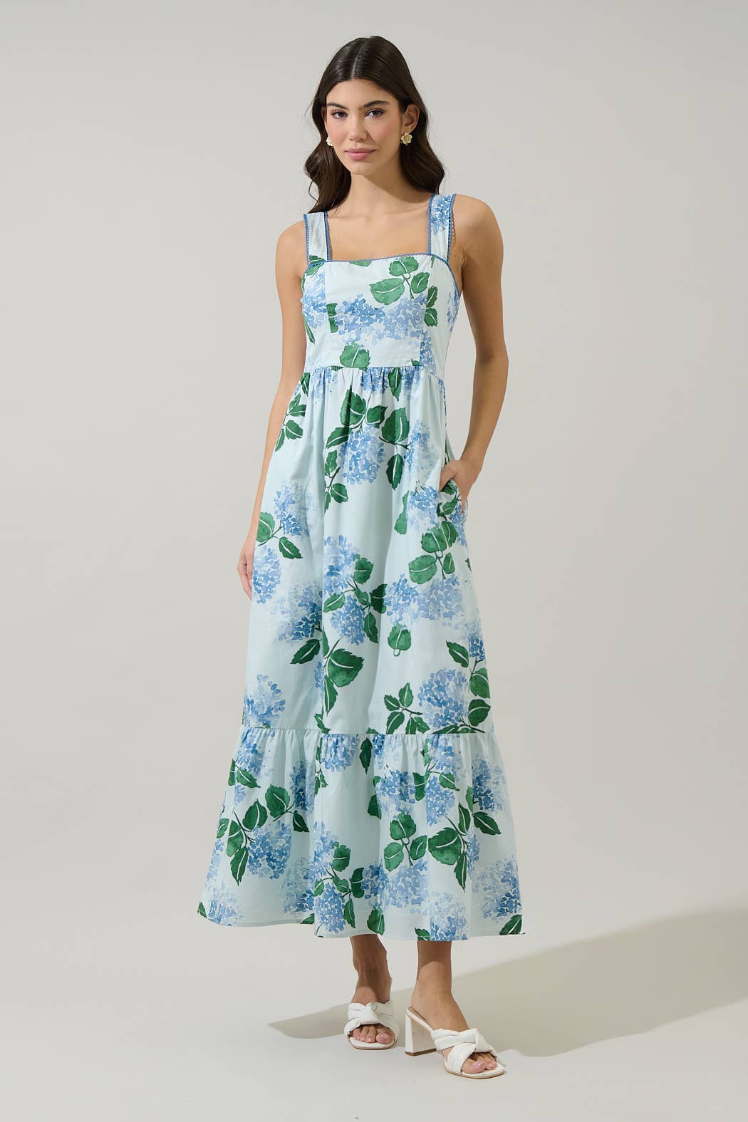 Mirla Floral Krisy Sleeveless Maxi Dress