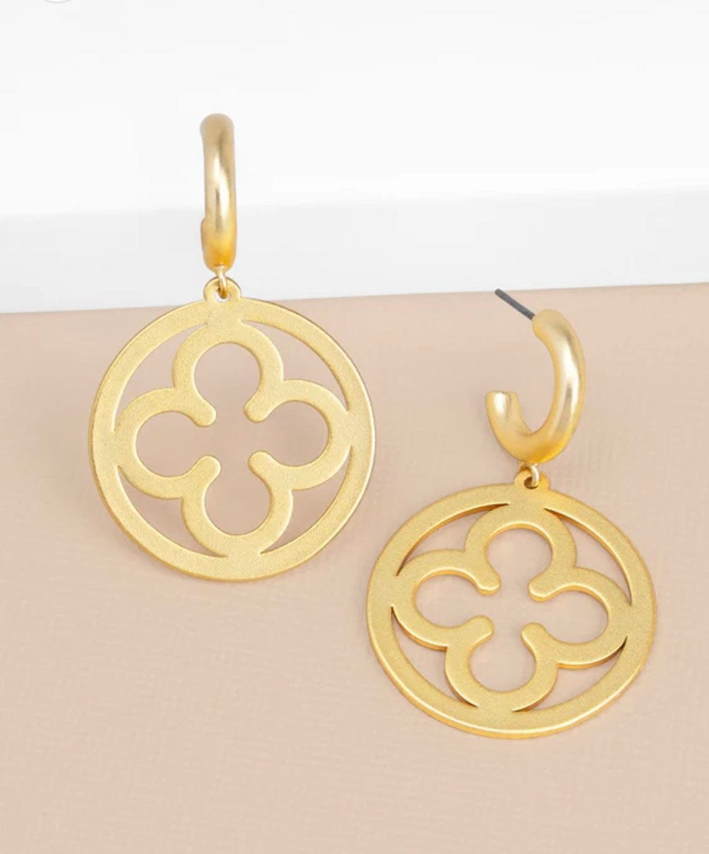 Clover Circle Drop Earring