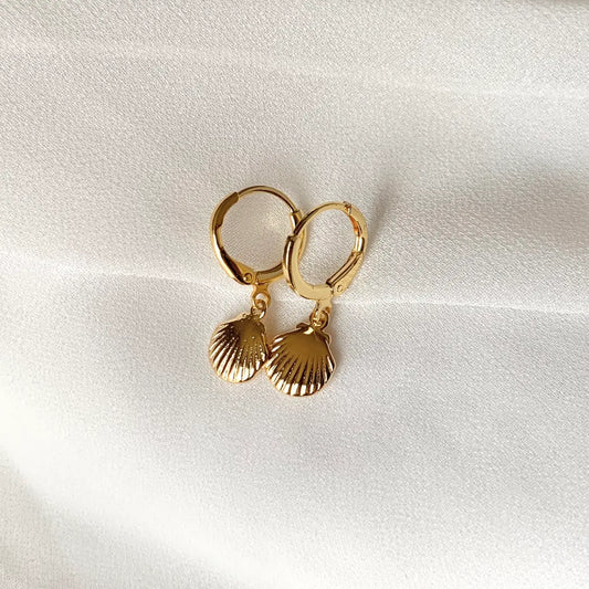 Seashell Huggie Hoops | Gold